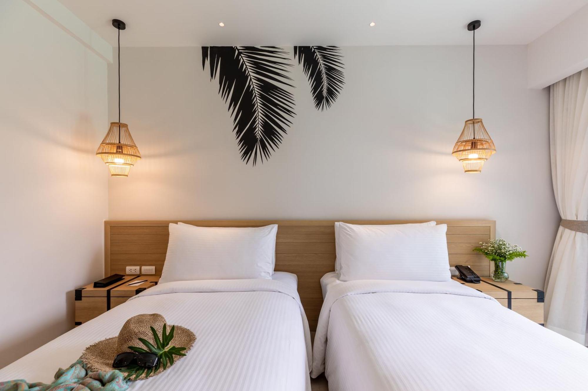 Outrigger Surin Beach Resort - Sha Extra Plus Cameră foto Deluxe Room